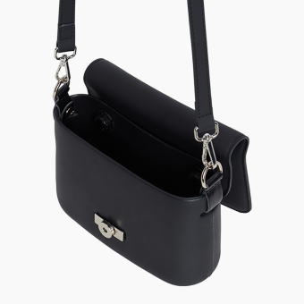 Torebka O bag pocket hello kitty Nero